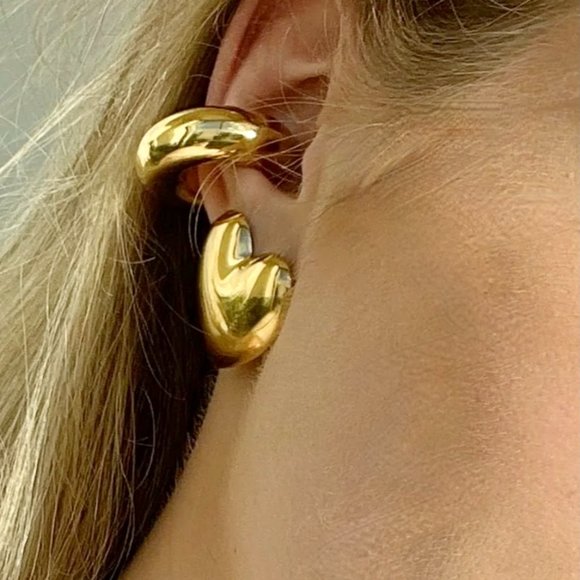 Chunky Ear Cuff Earrings,  Classic C-Shape Stacking Earrings,  Thick Gold Cuff - Picture 6 of 6